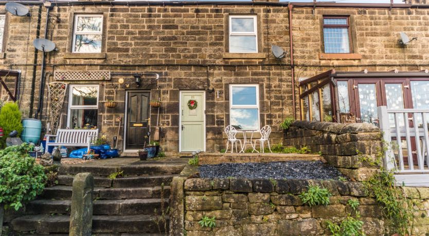 Photo of Tring-on-Tor