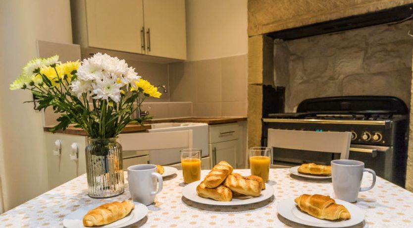 Photo of Tring-on-Tor