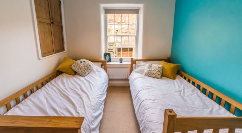 Photo of Tring-on-Tor