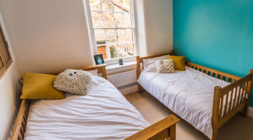 Photo of Tring-on-Tor