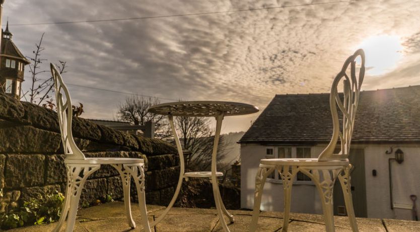 Photo of Tring-on-Tor