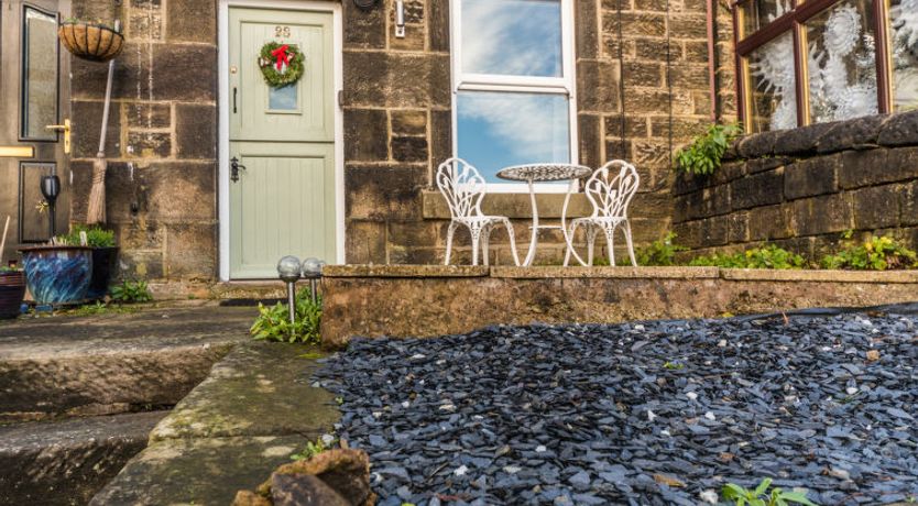 Photo of Tring-on-Tor