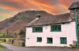 Photo of no2-town-head-cottages