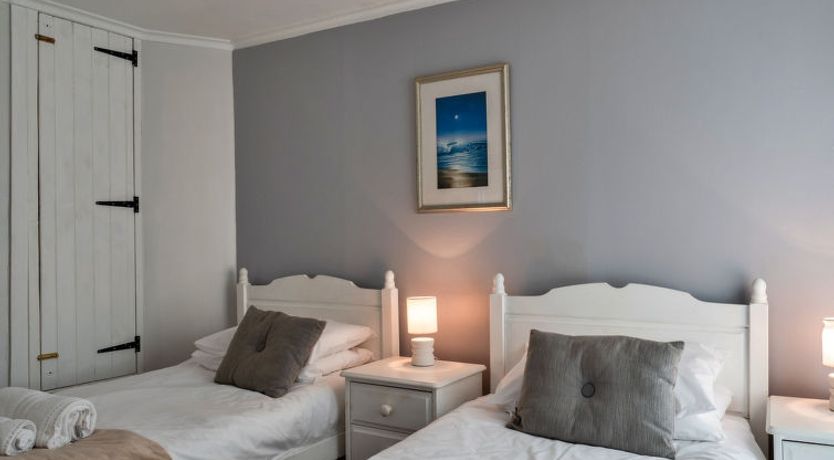 Photo of Bishop Rock