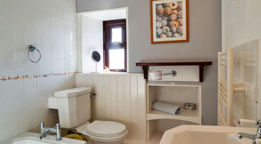 Photo of Bishop Rock