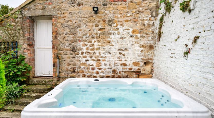 Photo of Low Green Cottage