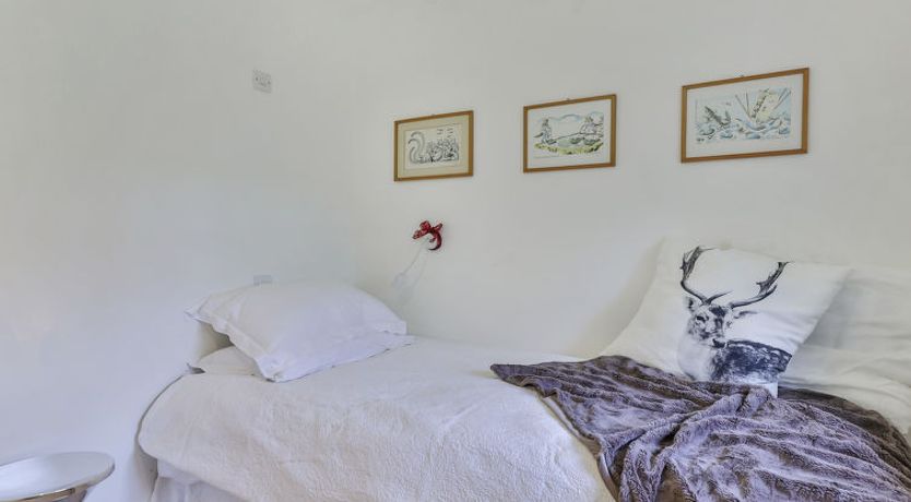 Photo of Middle Warble Stables