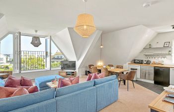 Pentire Point Holiday Home