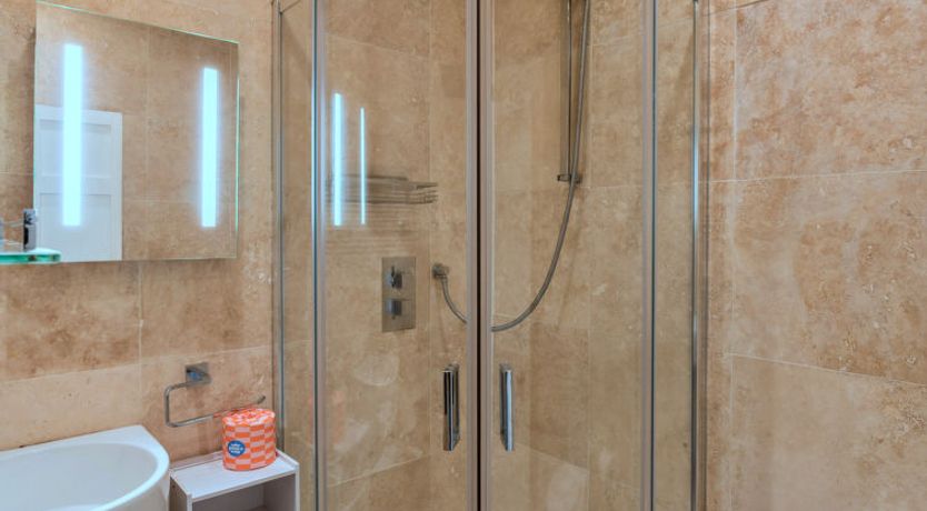 Photo of Kelvin House