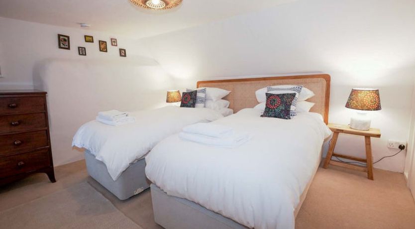 Photo of Old Lanvean Cottage