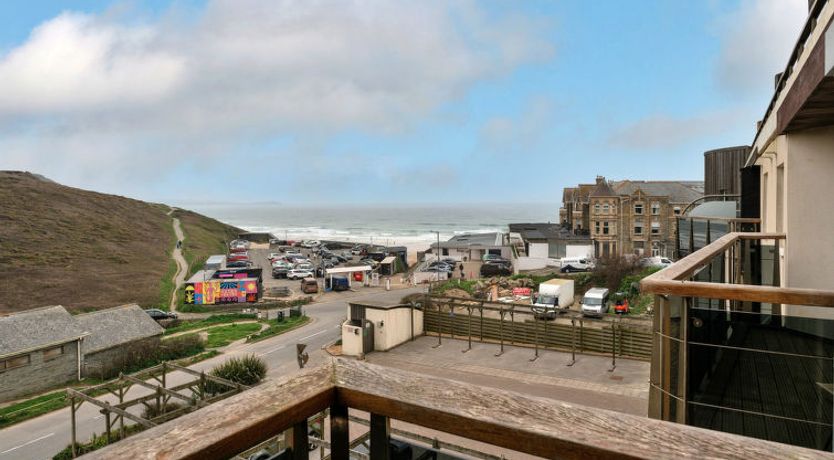 Photo of 25 The Waves