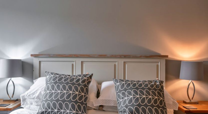 Photo of 25 The Waves