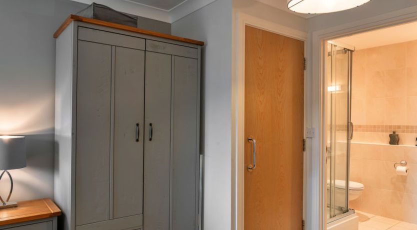 Photo of 25 The Waves