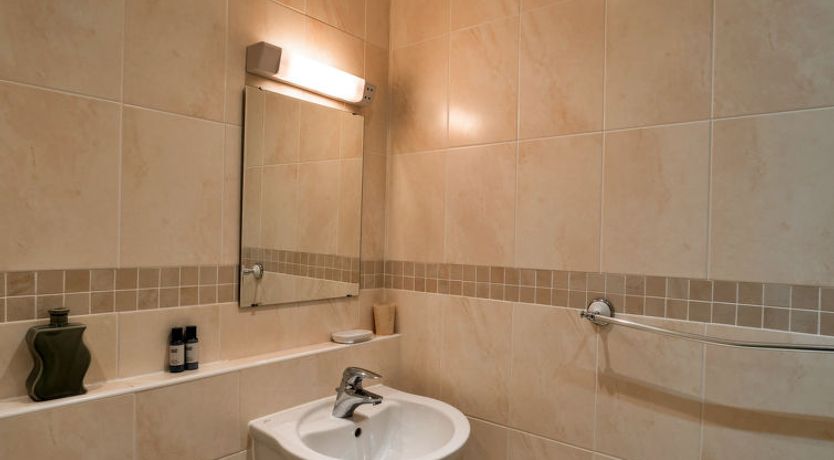 Photo of 25 The Waves