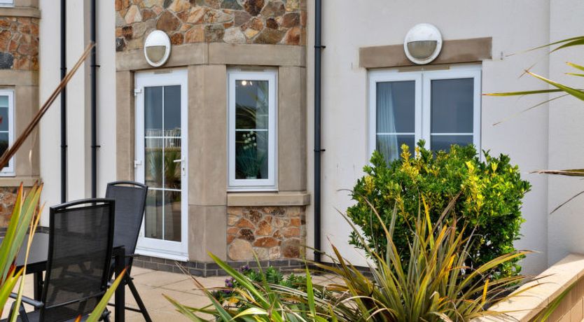 Photo of Blue Horizon