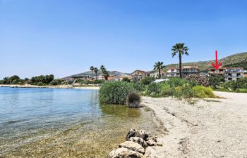 Domenica Holiday Home