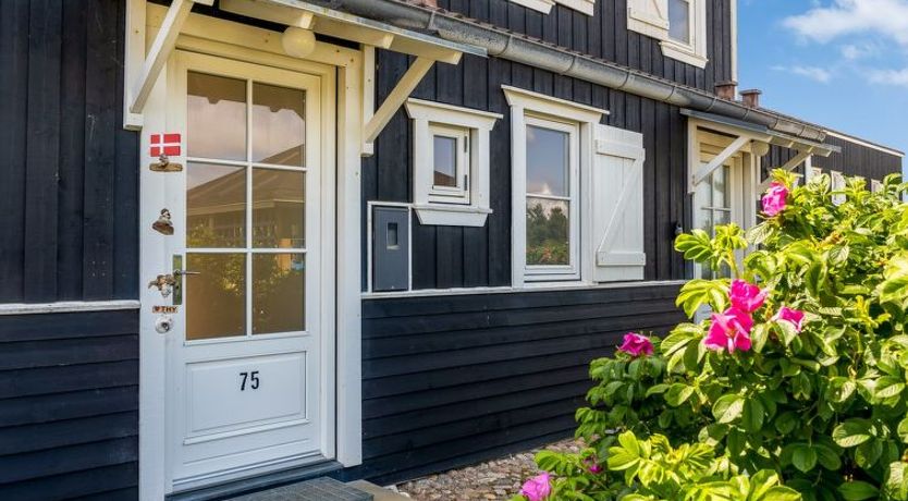 Photo of "Barrit" - 50m to the fjord