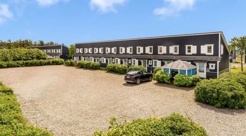 Photo of "Barrit" - 50m to the fjord