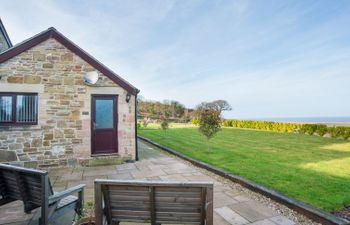 Picton Lodge - Sea Views Holiday Home