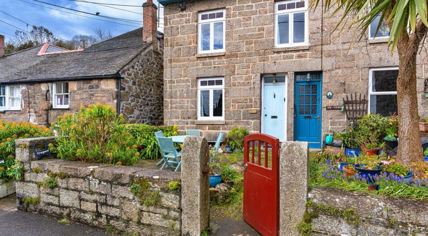 Photo of Cosy Mousehole Cottage with Sea Views