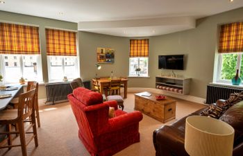 The Old Post Office Apartment 2 Holiday Home
