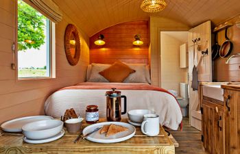 'Marared' Gypsy Hut Holiday Home