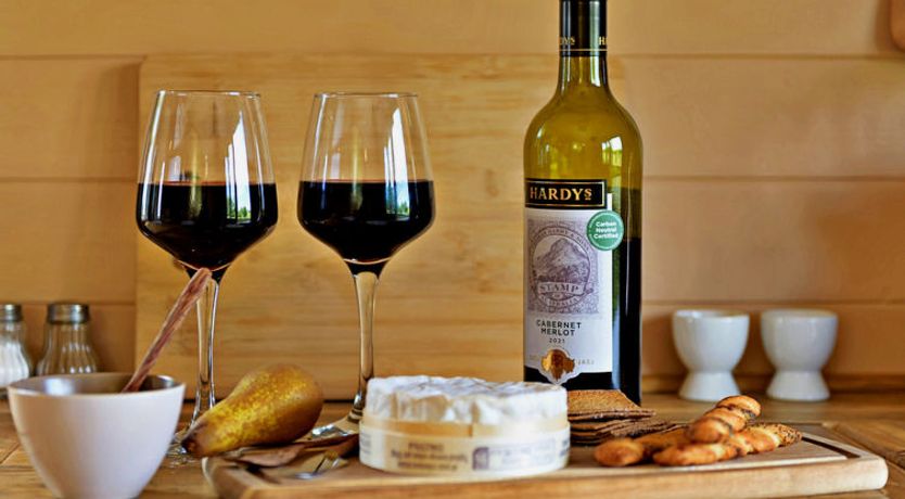 Photo of 'Marared' Gypsy Hut