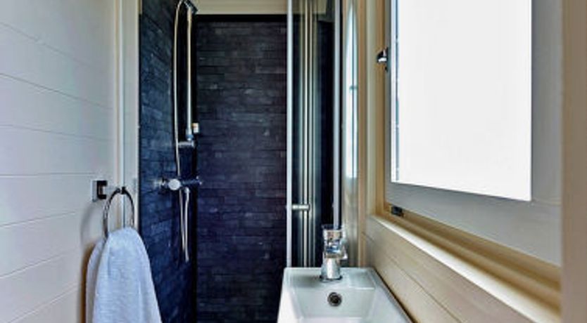 Photo of 'Marared' Gypsy Hut