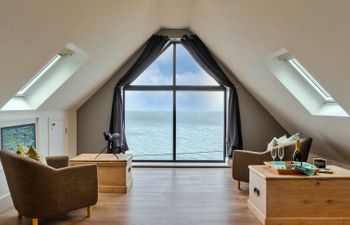 Blue Seas Holiday Home