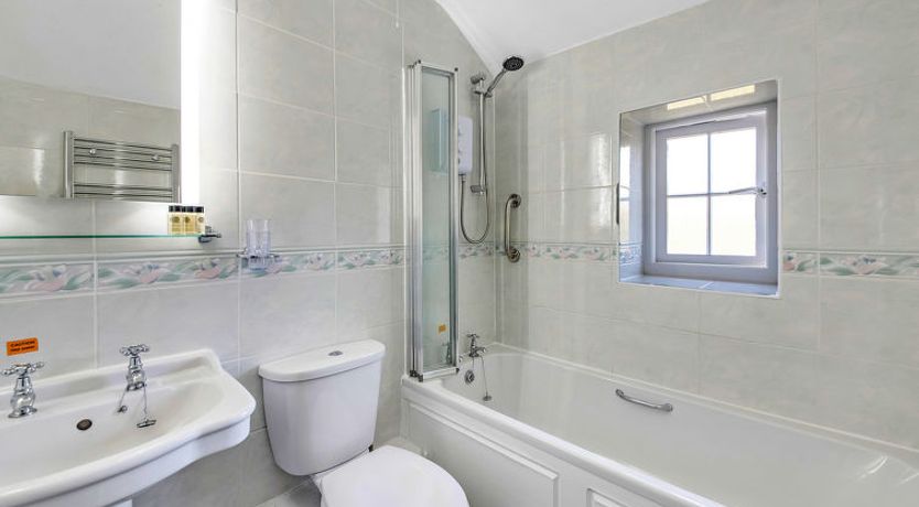 Photo of Cleveland Hall Apt