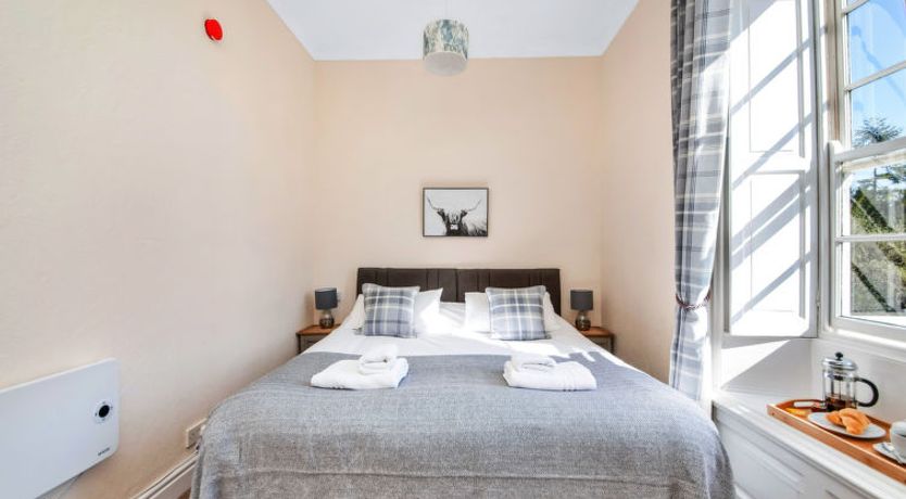 Photo of Sutton Hall Apt