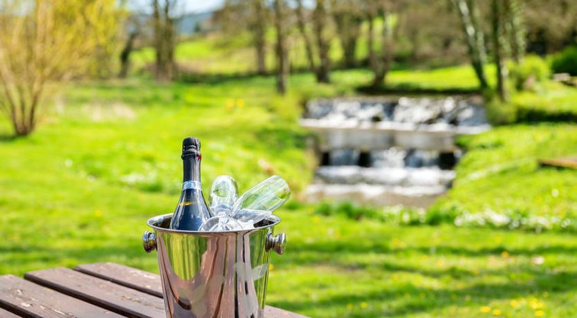 Photo of Sutton Hall Apt