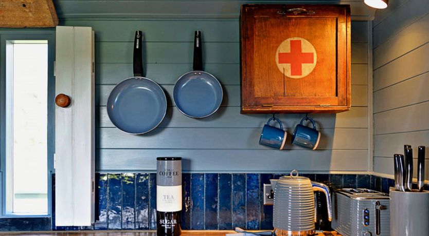 Photo of 'Susanna' Poachers Hut