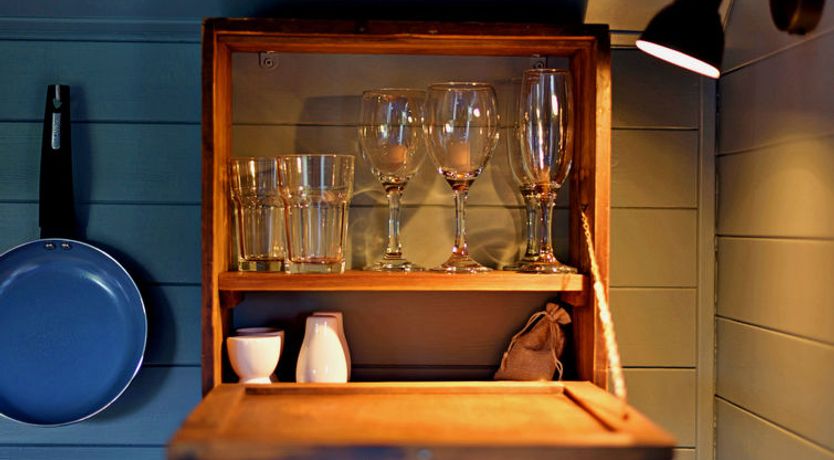 Photo of 'Susanna' Poachers Hut