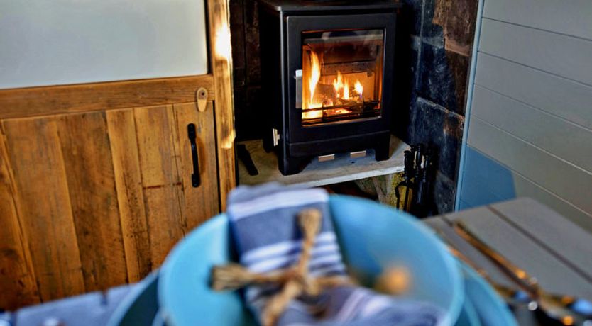 Photo of 'Susanna' Poachers Hut