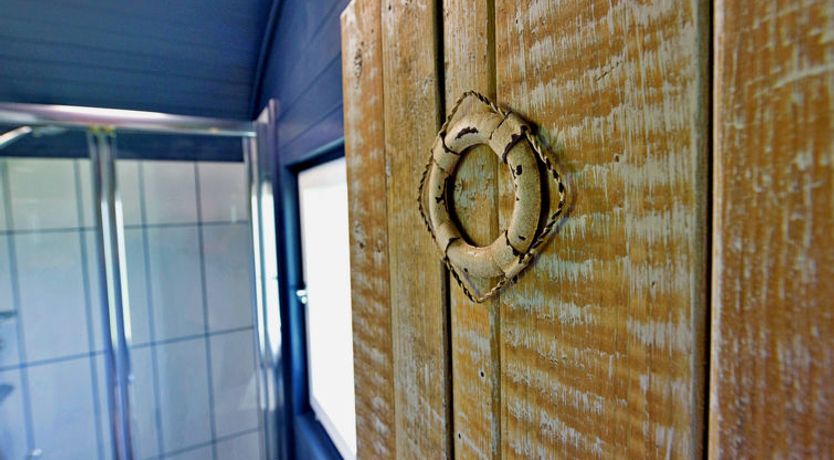 Photo of 'Susanna' Poachers Hut