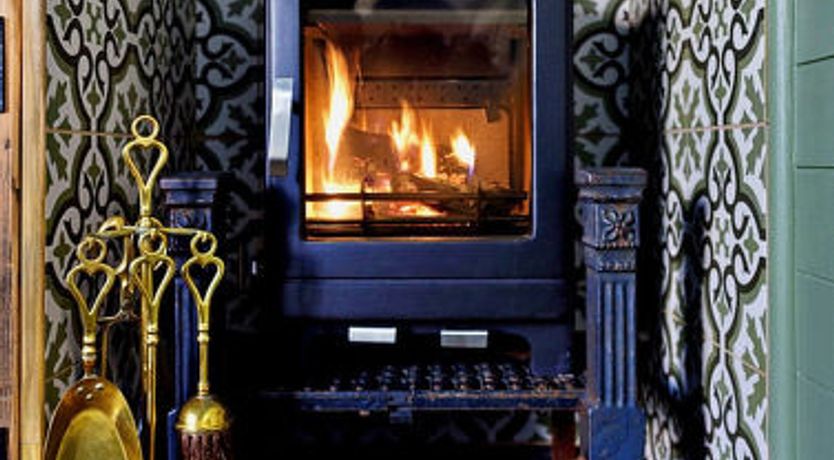 Photo of 'Angharad' Poachers Hut