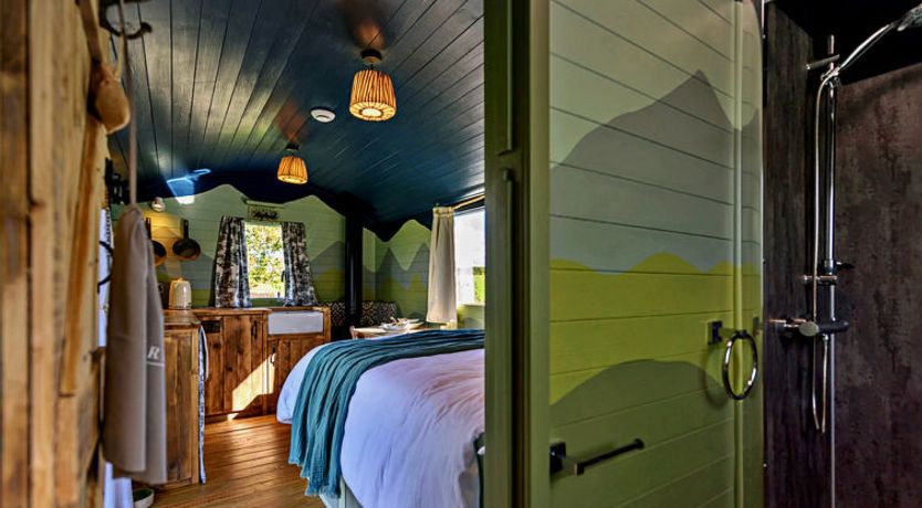 Photo of 'Angharad' Poachers Hut