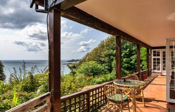 Tregatreath Holiday Home