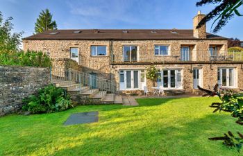 Loxley House Holiday Home