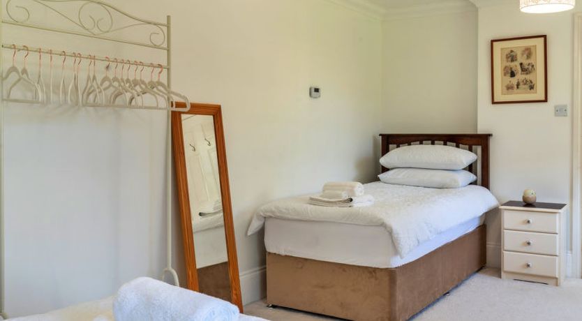 Photo of Nicely Tucked Away Cottage