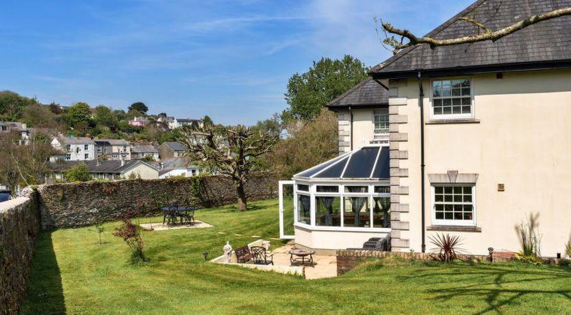Photo of Nicely Tucked Away Cottage