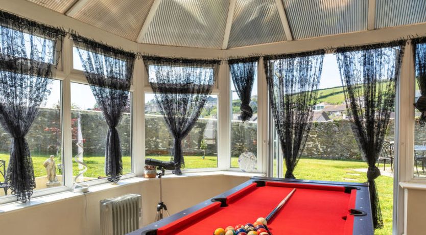 Photo of Nicely Tucked Away Cottage