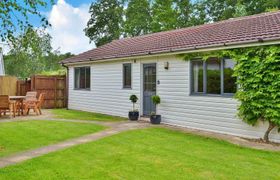 Photo of little-dunley-oaktree-cottage