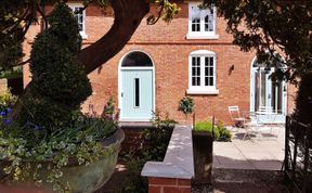 Photo of No.1 Meynell Mews
