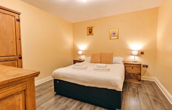 Netley Hall - Mulberry Holiday Home