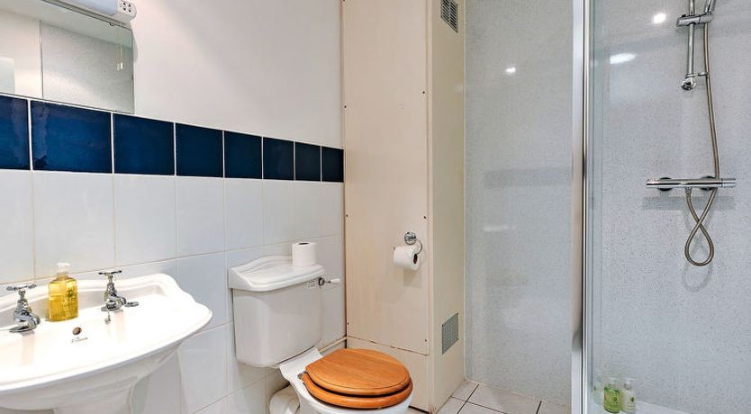 Photo of Netley Hall - Rose