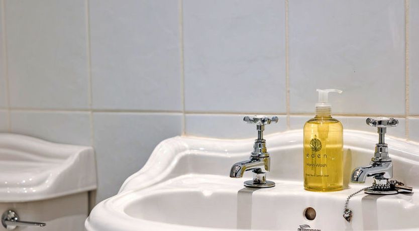 Photo of Netley Hall - Rose