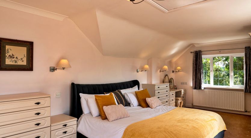 Photo of Gratton House