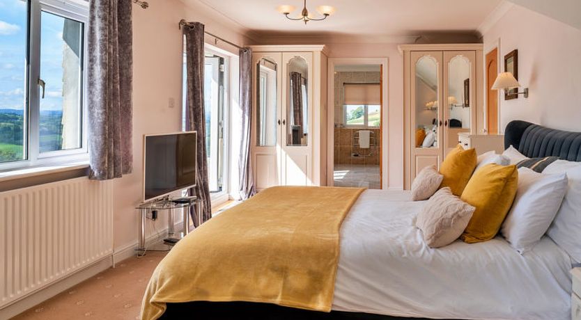 Photo of Gratton House